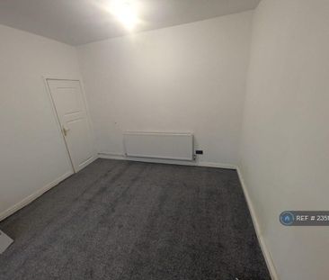 2 bedroom end of terrace house to rent - Photo 4