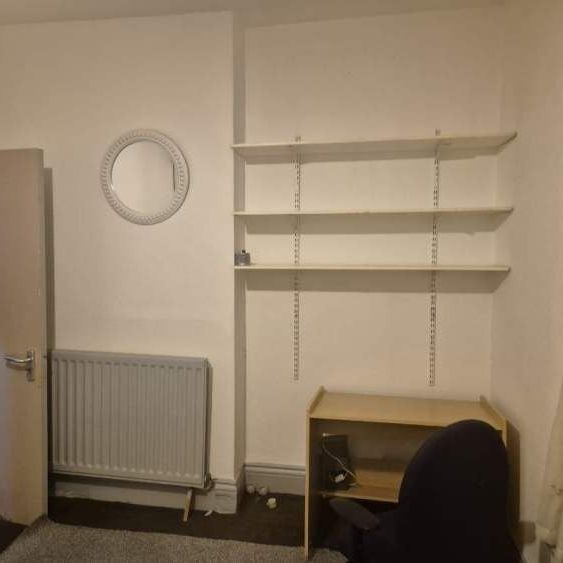 Room in a Shared Flat, Slade Road, B23 - Photo 1
