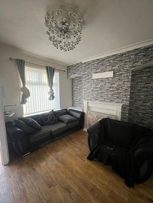 2 bedroom terraced house to rent - Photo 1