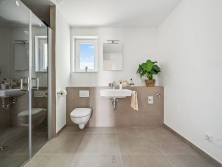 Elegante 3-Zimmer-Wohnung mit Terrasse und hochwertiger Ausstattung - Foto 4