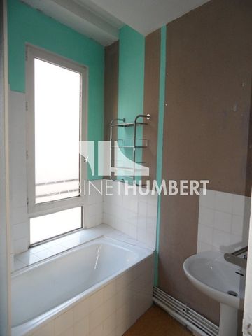 Location Appartement 4 pièces 84m² ST ETIENNE 42000 - Photo 3