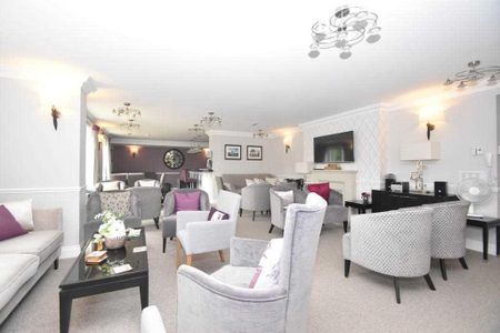 1 bedroom retirement property to rent - Photo 2