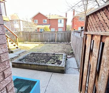 For Lease - 21 Woodstone Avenue, Richmond Hill, Ontario - Photo 4