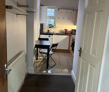 Room in a Shared House, Colchester Road, E10 - Photo 6
