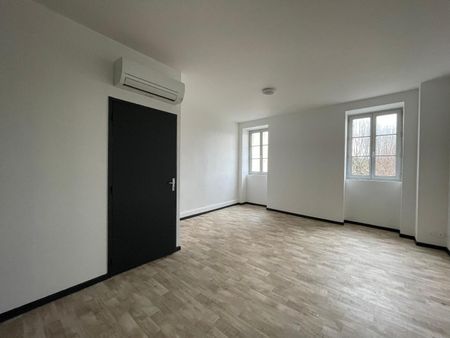 Location Appartement 3 pièces 52m² AUBENAS 07200 - Photo 4