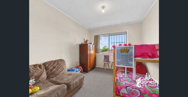 A beautiful 3 bedroom home in quiet street for Renting. APPLY ONLINE. - Photo 1