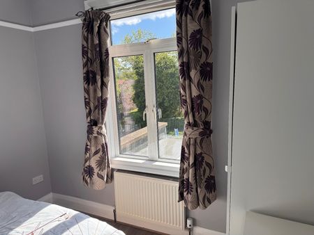 Room in a Shared House, Chudleigh Road, SE4 - Photo 5