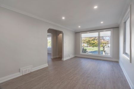 For Lease - 27 McAdam Avenue Unit# Unit 1, Toronto, Ontario - Photo 3