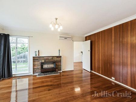 7 Elaine Court, Bentleigh East - Photo 4