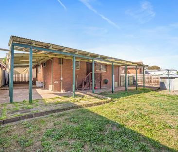 Charming 3-Bedroom Home in Bundoora - Photo 2