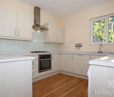 5 bedroom terraced house to rent - Photo 3