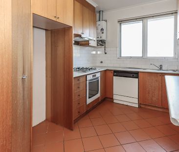 Perfect Apartment, Perfect Location! - Photo 5