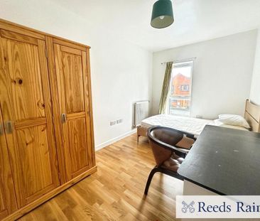 3 bedroom terraced house to rent - Photo 4
