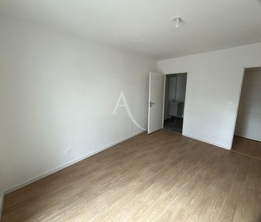 Location Appartement 4 pièces 90m² - Photo 2