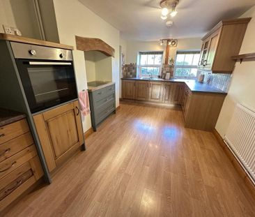3 bedroom terraced house to rent - Photo 3