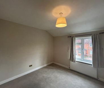 2 bedroom terraced house to rent - Photo 6