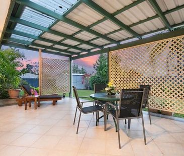 Spacious Family Home in Central Springwood - Photo 1