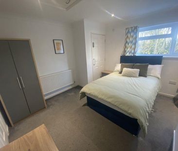 1 bedroom in a house share to rent - Photo 5