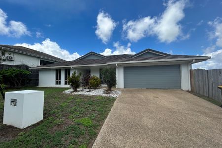 50 Daintree Boulevard - Photo 4