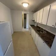 1 room apartment of 85m² in Gatineau - Photo 2