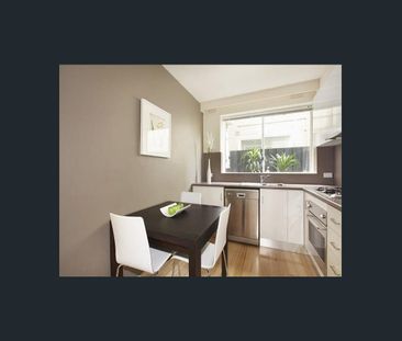 Low Maintenance Lifestyle! - Photo 3