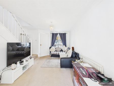 2 bedroom semi-detached house to rent - Photo 2