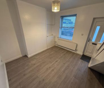 2 bedroom terraced house to rent - Photo 6