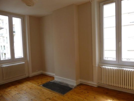 APPARTEMENT T8 A LOUER - Photo 1