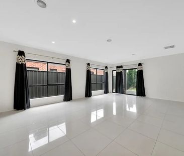 Ideal Family Lifestyle in a Sought-After Location!! - Photo 4