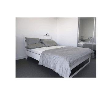 Modern One Bedroom, One Study Room Apartment in Southbank's Marco B... - Photo 5