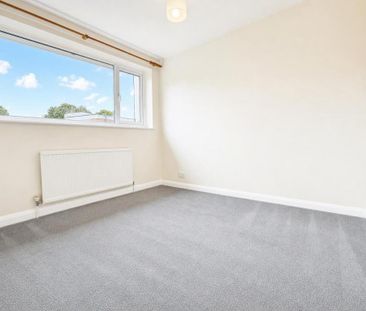 3 bedroom end of terrace house to rent - Photo 5
