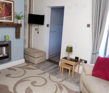 2 bedroom terraced house to rent - Photo 3