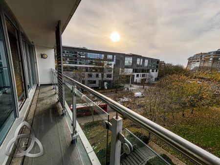 Winchester Road, London, NW3 3NE - Photo 4
