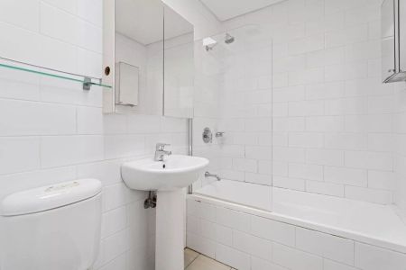 39/20 Close Street, Canterbury - Photo 4