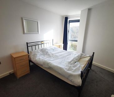 2 bedroom apartment to rent - Photo 4