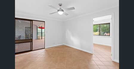 MODERN STUDIO GARDEN FLAT - INCLUDES WATER & POWER - Photo 5