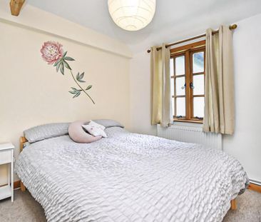 3 bedroom semi-detached house to rent - Photo 6