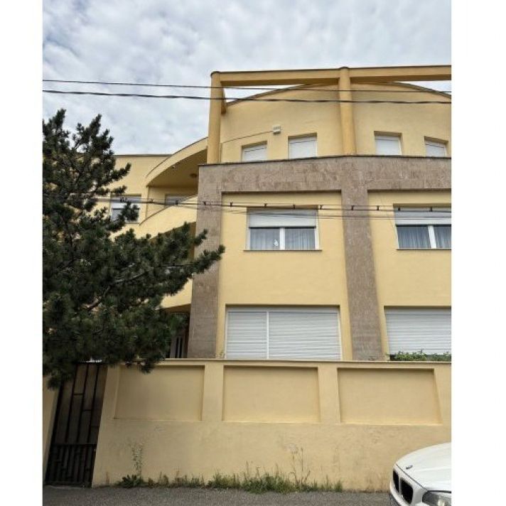 Vila 7 camere in cartierul Militari , Uverturii - Fotografie 2