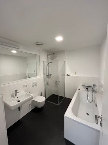 Wunderschön mit Einbauküche in der Nähe vom Volkspark Friedrichshain! - Photo 5