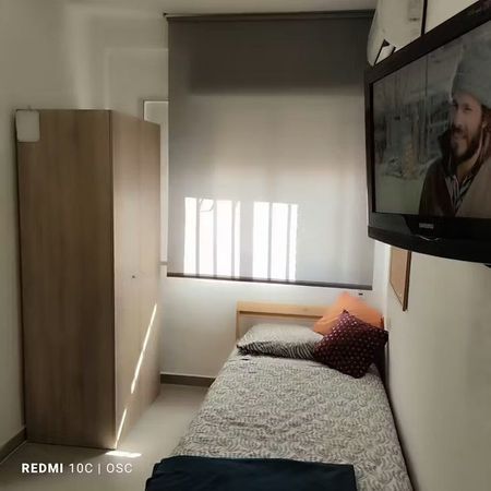 Calle Primavera, Sevilla, Andalusia 41009 - Photo 5