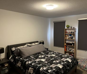 For Lease - 289 Anyolite Private, Barrhaven, Ontario - Photo 5