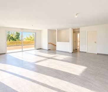 Location Appartement 5 pièces 103m² - Photo 1