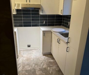 Anjou, 3 1/2 à louer pour 1er Décembre - Photo 4