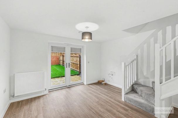 2 bedroom semi-detached house to rent - Photo 1