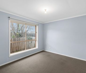 Presentable 2 bedroom unit with outdoor space and carport - Photo 2