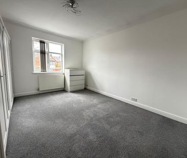 2 bedroom semi-detached house to rent - Photo 2