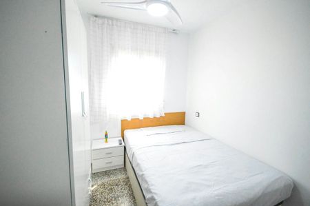 Piso de alquiler en N/a, Ciutat Jardí - Photo 5