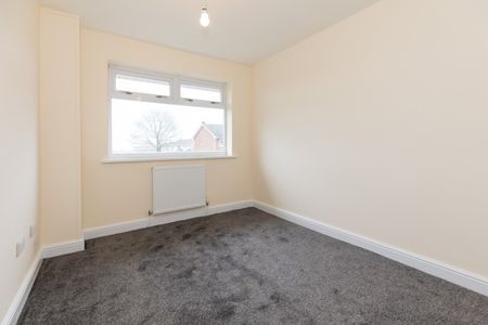 Hollington Way, Winstanley, WN3 6LS - Photo 2
