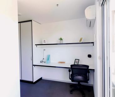 1 Bedroom with balcony style 1 - Photo 1