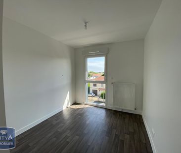 Location Appartement 4 pièces 77m² POITIERS 86000 - Photo 4